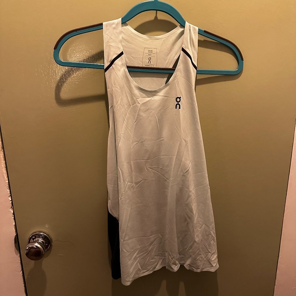 OnCloud Tank Top